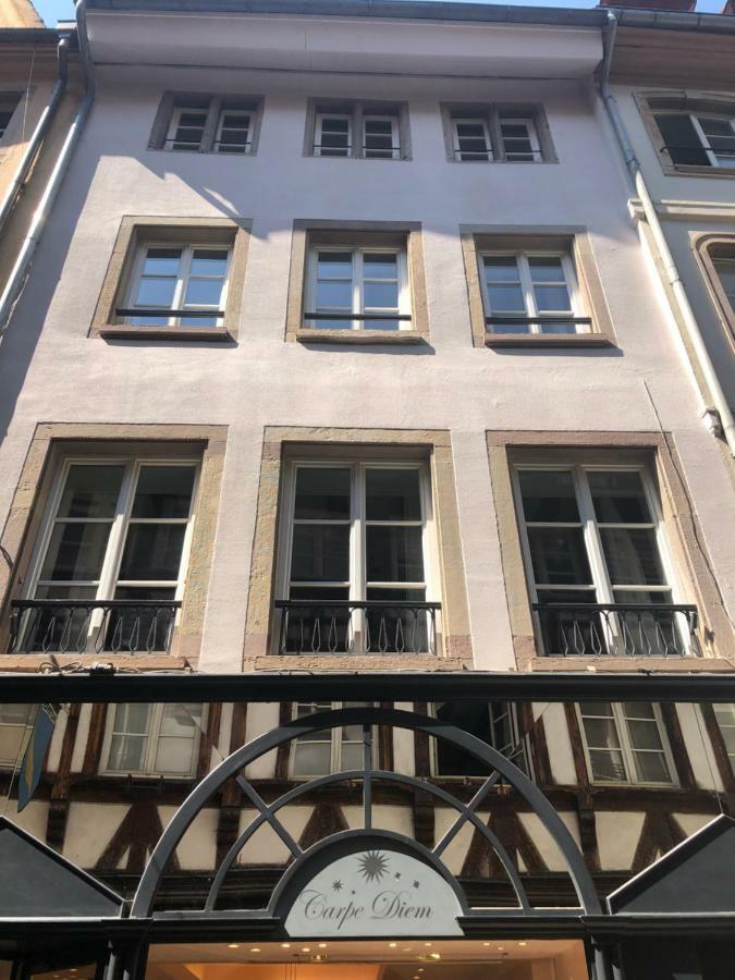 Carpe Diem Home - Au pied de la Cathédrale Estrasburgo Exterior foto